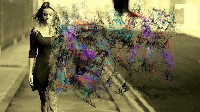 发达国家放弃全电动车，我国电车一降再降，高举发展新能源汽车大旗，电车会变成中国车企自嗨吗？